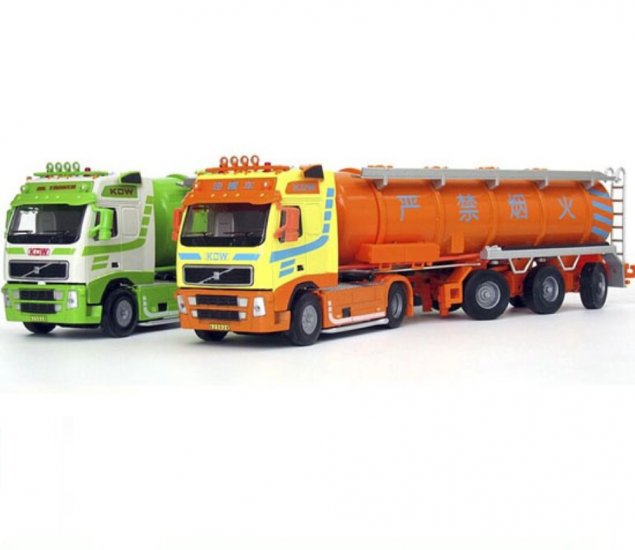 1:50 Oil Tank Truck (Orange) Heavy Diecast Model KDW625028W